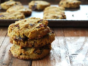 Paleo Soft-Bake Pumpkin Chocolate Chip Cookies with Cranberries (egg-free, vegan) | Cook It Up Paleo