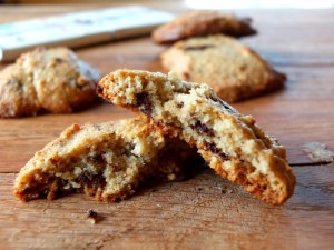 Tahini Chocolate Chip Cookies + Pure7 Chocolate Review | Cook it Up Paleo