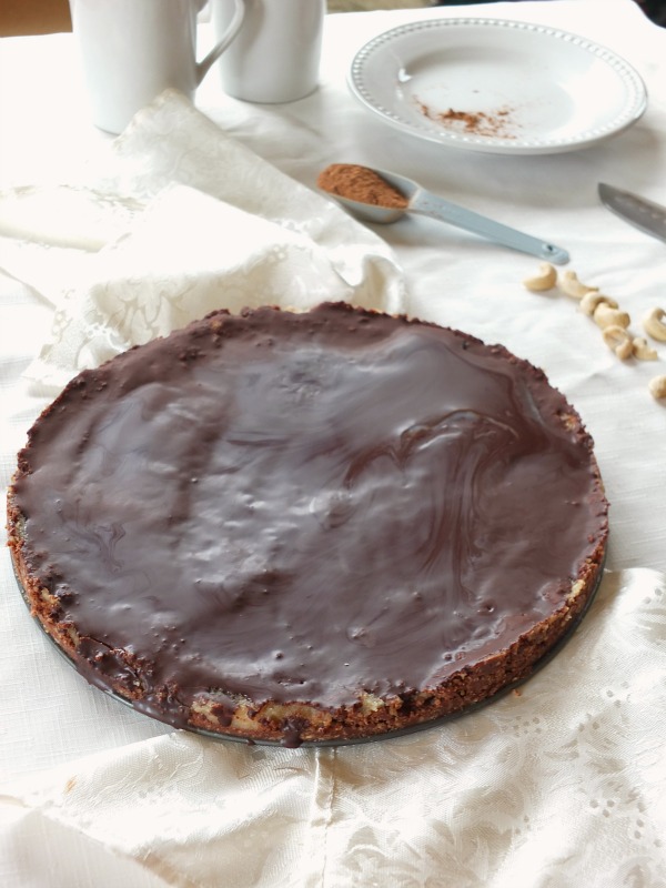 Paleo Peppermint Patty Cheesecake (dairy and egg-free)