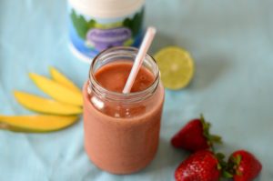 Mango Strawberry Kale Smoothie